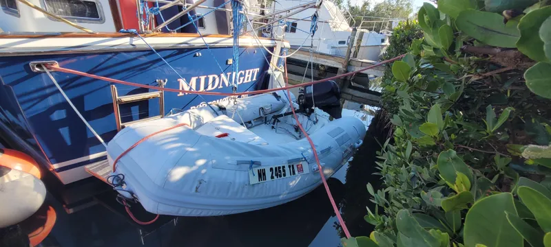 Midnight Yacht Photos Pics 