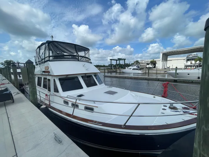 Midnight Yacht Photos Pics 