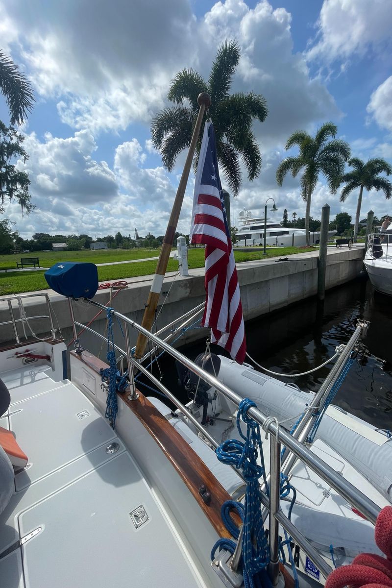 2001 Sabreline 43 