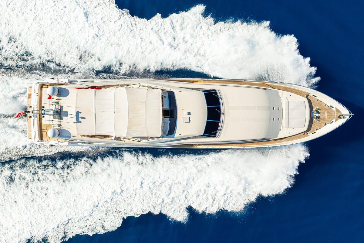 2003 Ferretti Yachts 111 