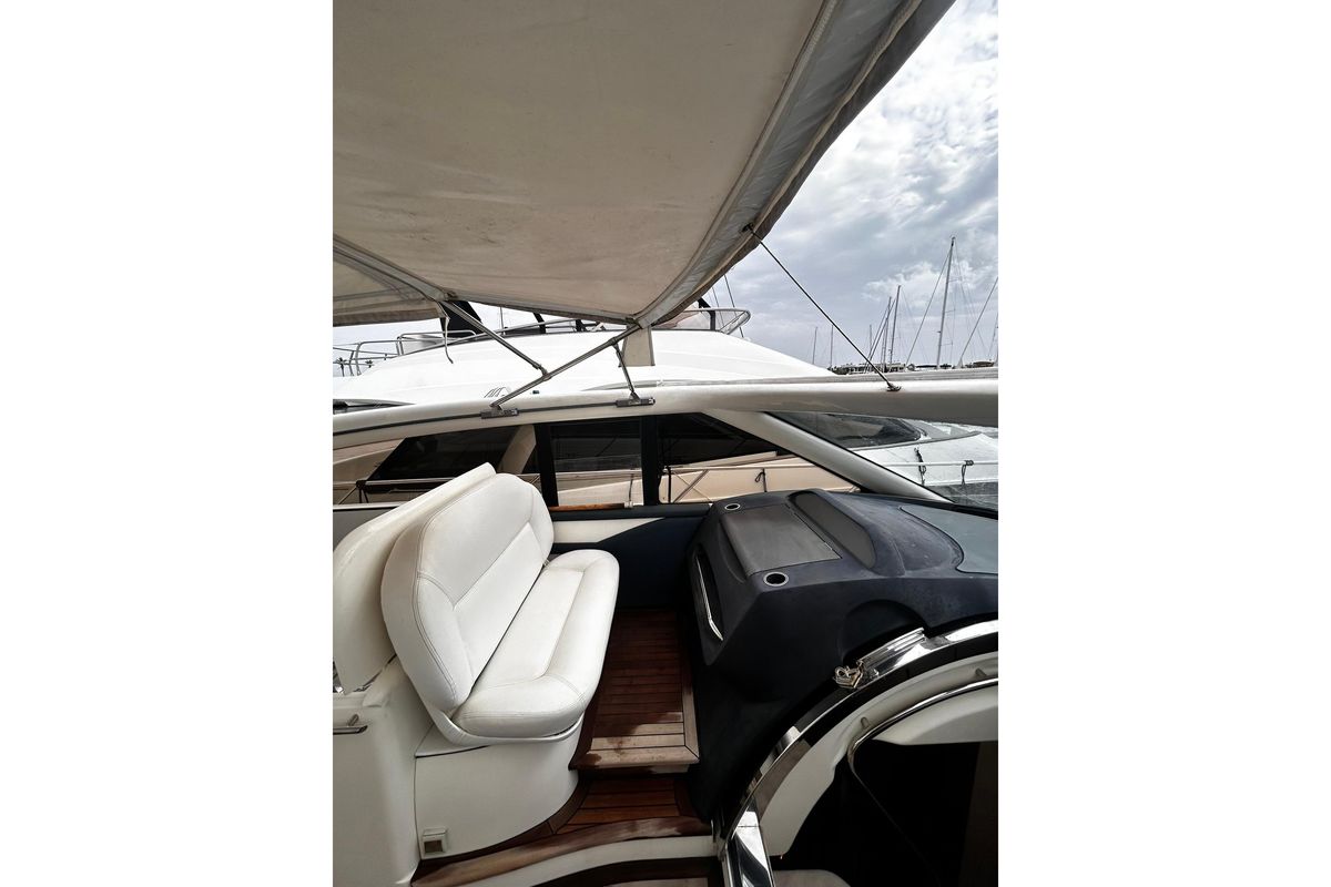 2001 Princess 66 