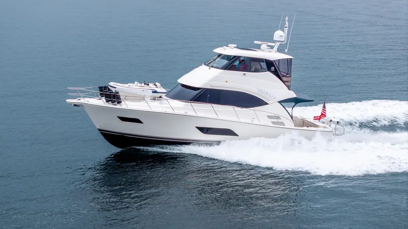 Evolution Yacht Photos Pics 2015 Riviera 50 Enclosed Bridge - ENVOLUTION