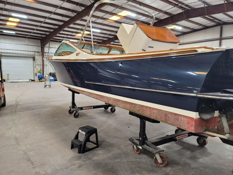 2004 Hinckley Talaria 29R