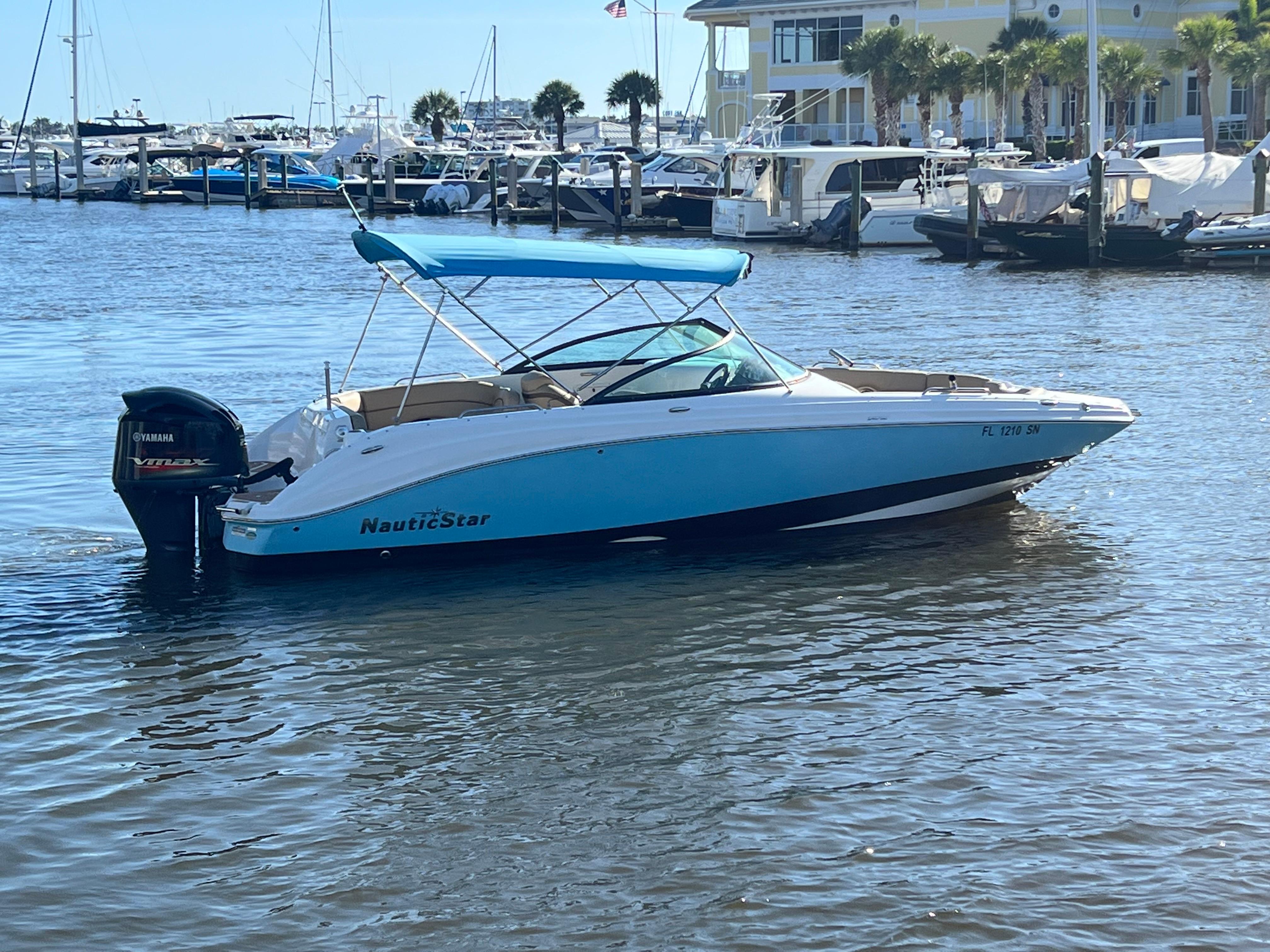 2019 NauticStar 243DC Deck for sale - YachtWorld