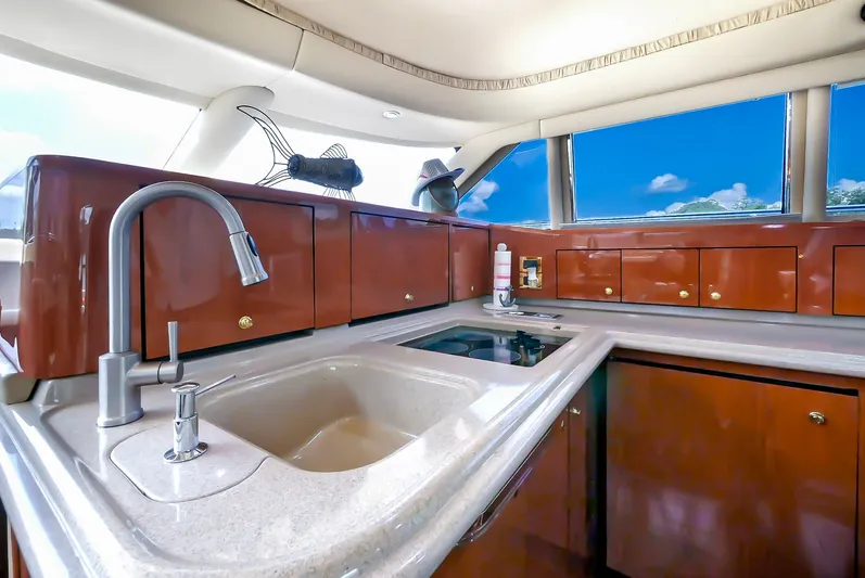 Buoy Shaker Yacht Photos Pics 