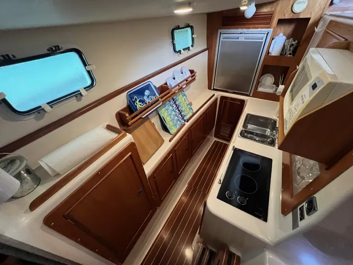 Beyond The Shore II Yacht Photos Pics PDQ 32 Passage Maker