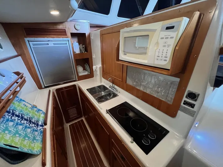 Beyond The Shore II Yacht Photos Pics PDQ 32 Passage Maker