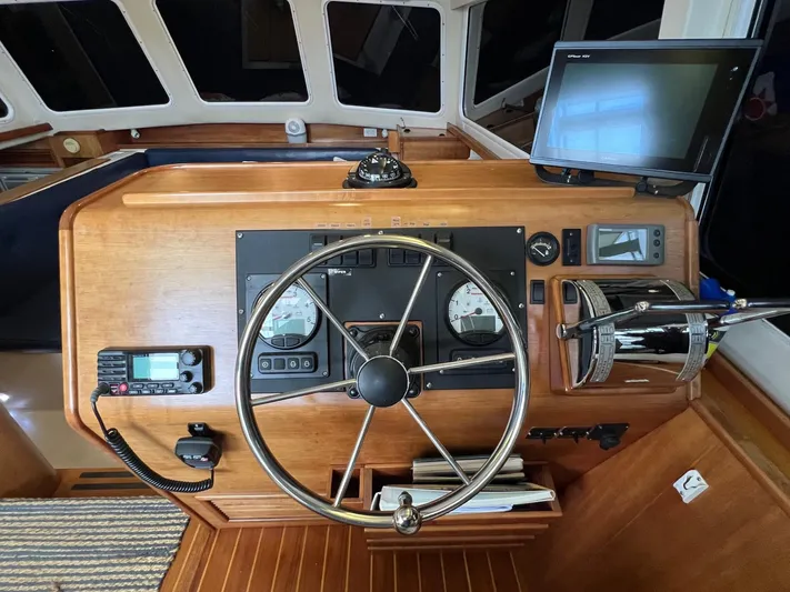 Beyond The Shore II Yacht Photos Pics PDQ 32 Passage Maker