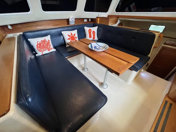 Beyond The Shore II Yacht Photos Pics PDQ 32 Passage Maker