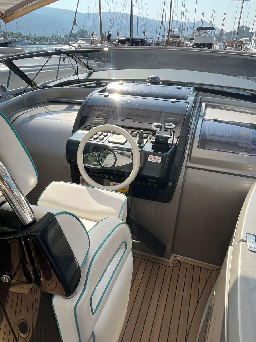 2014 Riva 43 