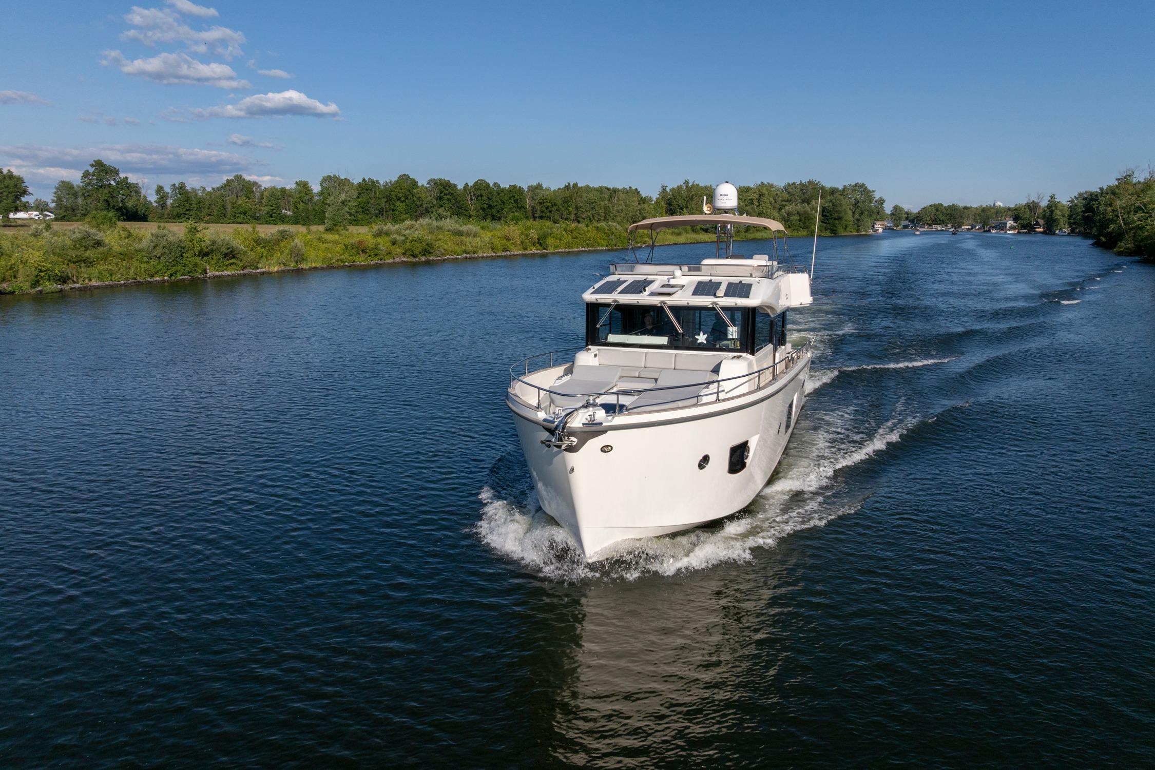 Cranchi Eco Trawler 53 Long Distance