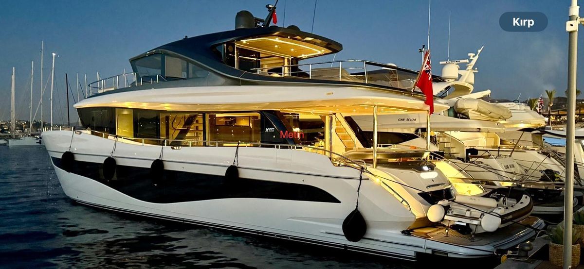 2023 Princess 82 