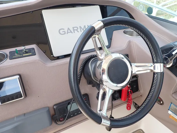 Regal 33 Xo Yacht Photos Pics 