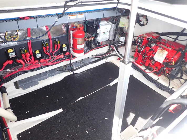 Regal 33 Xo Yacht Photos Pics 