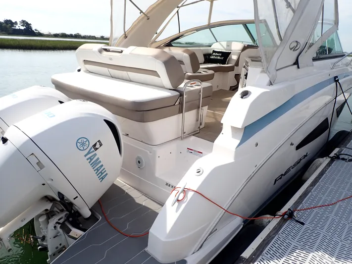 Regal 33 Xo Yacht Photos Pics 