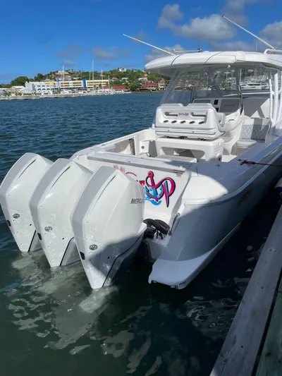 Bottoms Up Yacht Photos Pics 