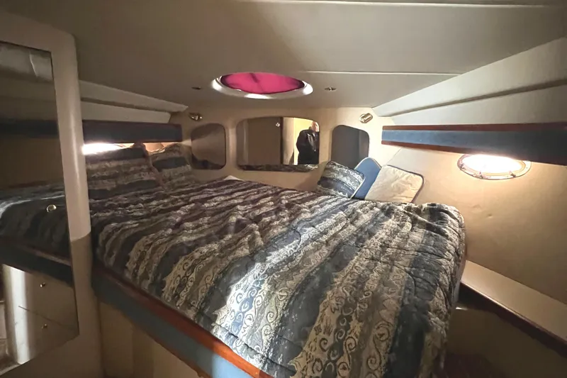 Paracas Yacht Photos Pics 