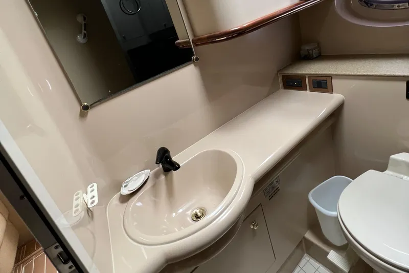 Paracas Yacht Photos Pics 