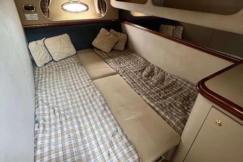 Paracas Yacht Photos Pics 