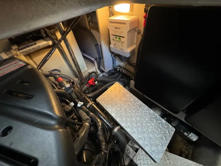 Knot Satisfied Yacht Photos Pics 