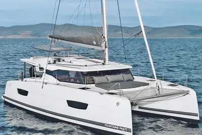 2022 Fountaine Pajot Isla 40 Owner's Version