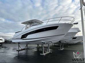 2023 Jeanneau CAP CAMARAT 10.5 WA S.2
