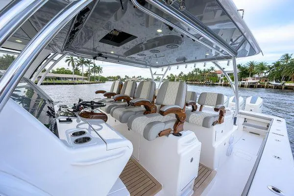 Freak Show Yacht Photos Pics 