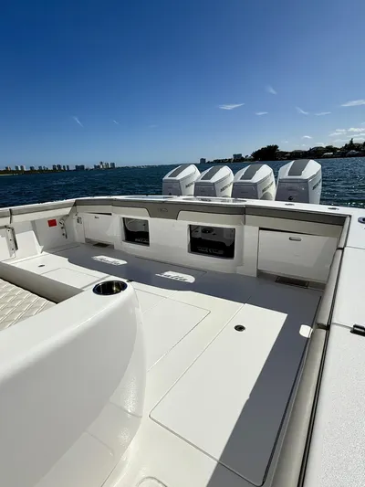 Freak Show Yacht Photos Pics 