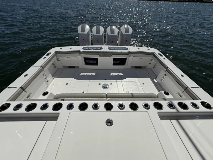 Freak Show Yacht Photos Pics 