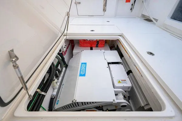 Freak Show Yacht Photos Pics 