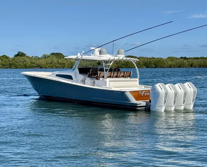 Freak Show Yacht Photos Pics 