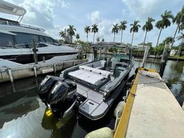 2022 32' Aviara-AV32 Outboard Miami, FL, US