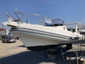 2016 Capelli 850WA
