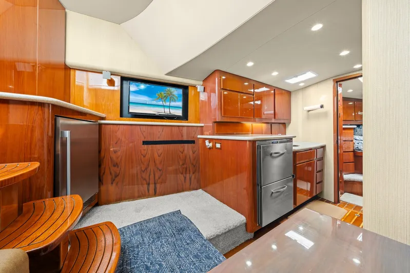 Pale Horse Yacht Photos Pics 2006 Buddy Davis 48 Express PALE HORSE Galley