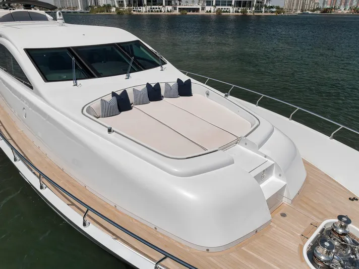 U Wish Yacht Photos Pics Luxurious 2008 Arno Leopard Open Sport Yacht with spacious deck and stylish seating.