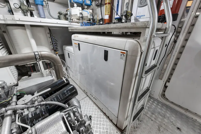 U Wish Yacht Photos Pics 