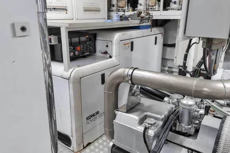 U Wish Yacht Photos Pics 