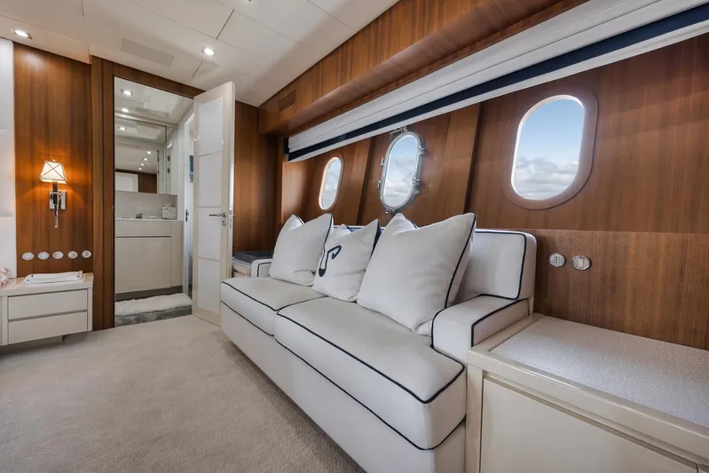 U Wish Yacht Photos Pics 