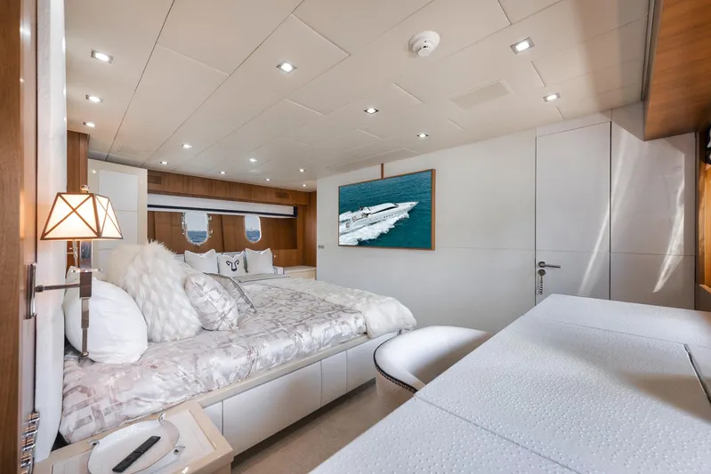 U Wish Yacht Photos Pics 