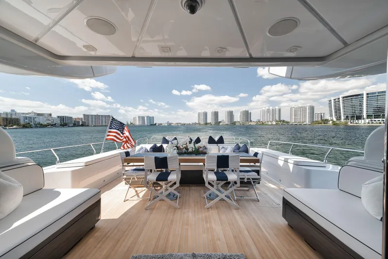 U Wish Yacht Photos Pics 