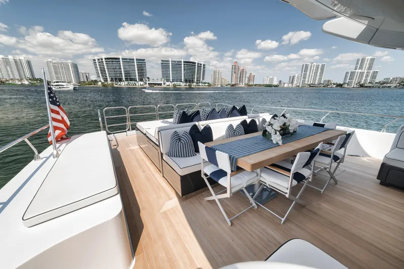 U Wish Yacht Photos Pics 