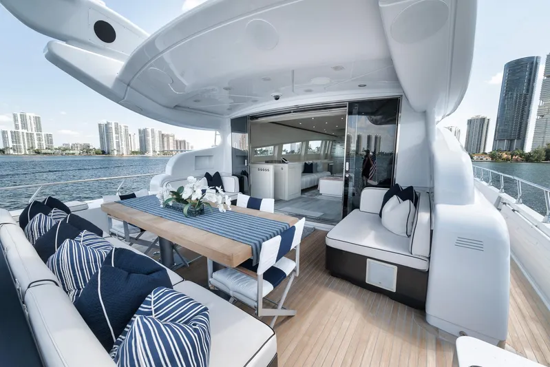 U Wish Yacht Photos Pics 