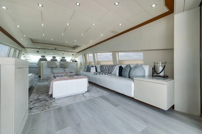 U Wish Yacht Photos Pics 