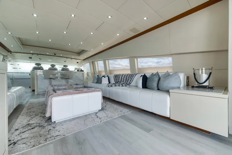 U Wish Yacht Photos Pics 