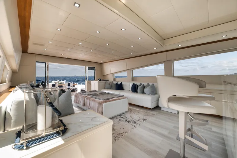 U Wish Yacht Photos Pics 