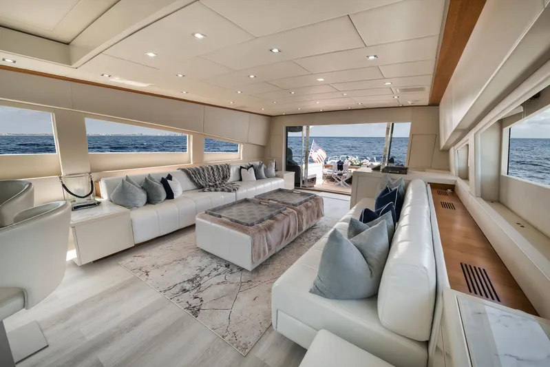 U Wish Yacht Photos Pics 