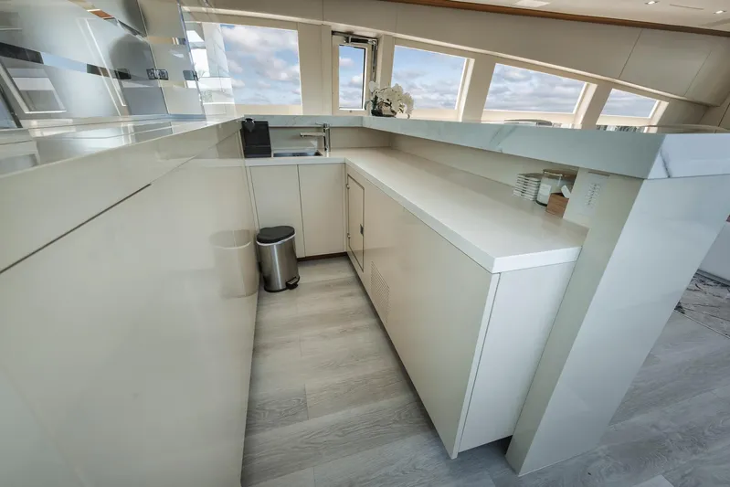 U Wish Yacht Photos Pics 