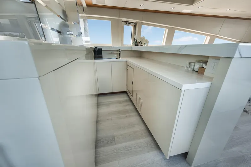 U Wish Yacht Photos Pics 