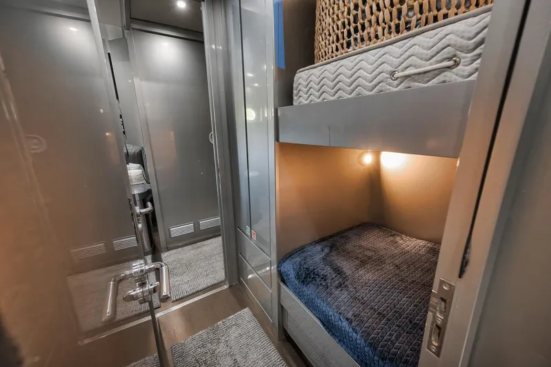 U Wish Yacht Photos Pics 