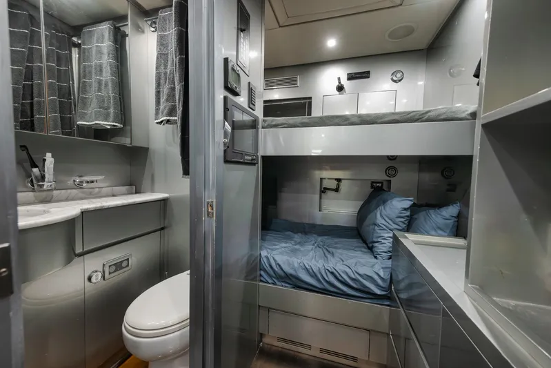 U Wish Yacht Photos Pics 